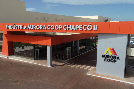 ULMA Packaging fortalece su alianza con Aurora Coop de Brasil